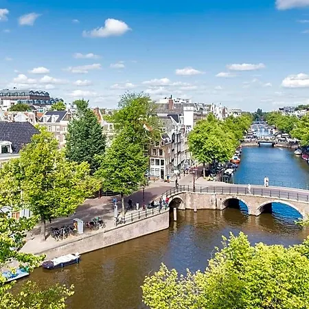 Houseboat With Canalview And Free Bikes Botel 3*