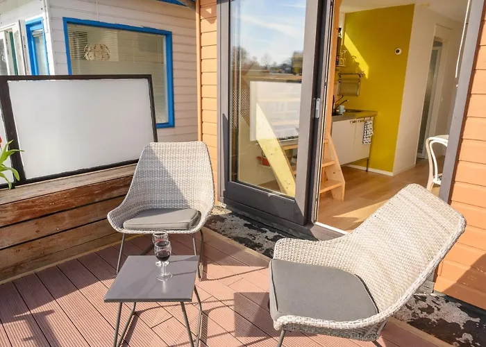 Houseboat With Canalview And Free Bikes