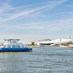 Houseboat With Canalview And Free Bikes Botel 3*