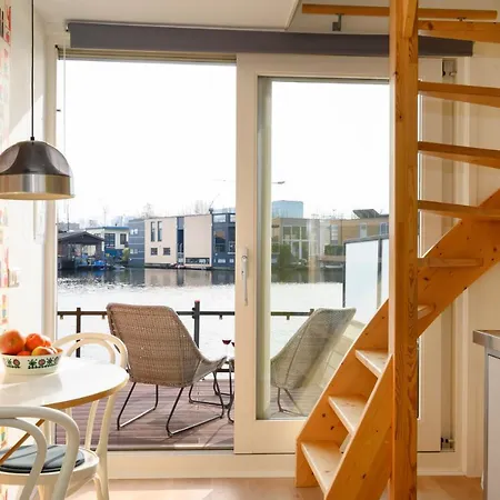 Houseboat With Canalview And Free Bikes B&B 암스테르담